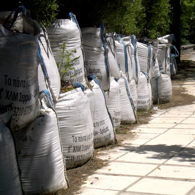 Σέρρες - Παραμένουν τα σακιά στη Κοιλάδα Αγίων Αναργύρων  - Εικόνες εγκατάλειψης στην κοιλάδα