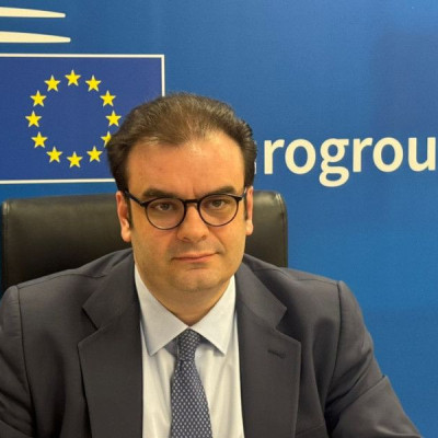 Κ. Πιερρακάκης στο ECB Supervision Newsletter: «Η Ευρώπη χρειάζεται έναν τραπεζικό τομέα που να μπορεί να χρηματοδοτήσει ένα νέο αναπτυξιακό πρότυπο»