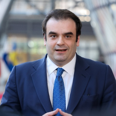 Κυριάκος Πιερρακάκης- Κανένα παιδί δεν πρέπει να στερείται μια παροχή που θεσπίστηκε για να καλύψει τις ανάγκες του