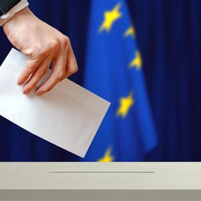 Δημοσκόπηση Interview για POLITIC -Στο 26,8% η ΝΔ, 11 μονάδες η ψαλίδα από ΕΛΑΣ
