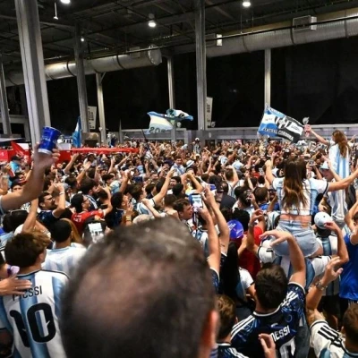 Μουντιάλ: Ο ξεχωριστός τρόπος που φίλαθλοι της Αργεντινής παρέδωσαν χαμένο πορτοφόλι στον κάτοχό του