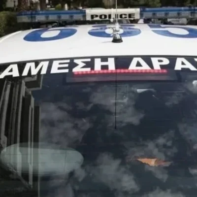 Συνελήφθη γνωστός τράπερ μετά από καταδίωξη στη Νέα Σμύρνη