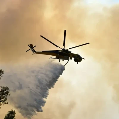 Φωτιά στα Λευκόγεια Δράμας – Επιχειρεί ένα ελικόπτερο