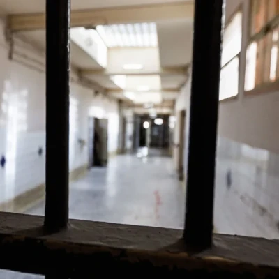 Νεκρή πριν τη δίκη της η 34χρονη που πέταξε το μωρό στα σκουπίδια στην Κρήτη