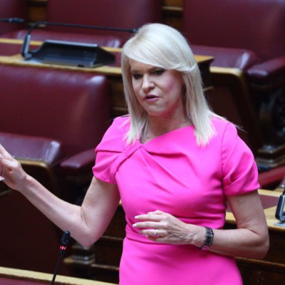 Παραιτήθηκε από τους «Δημοκράτες» η Τζάκρη με καταγγελίες κατά Κασσελάκη