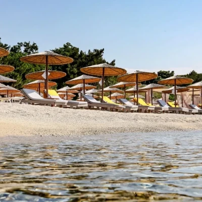 Πώς έγινε ο καυγάς στην Ακτή Βουλιαγμένης για την ξαπλώστρα - «Δεν τον σκότωσα εγώ» λέει ο 76χρονος