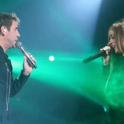 Συγκίνησε η Ελένη Φουρέιρα στη σκηνή της Ημέρας Θετικής Ενέργειας : «Όσο ζω, Μαζώ»