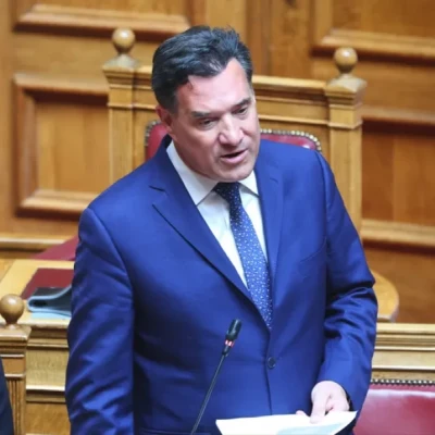 Άδωνις Γεωργιάδης: Αν βγει ο μέγας στρατηλάτης Τσίπρας θα σταματήσει το κλείσιμο των Στενών του Ορμούζ;