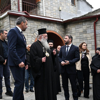 Ο Νίκος Ανδρουλάκης στην Ι.Μ. Παναγίας Εικοσιφοίνισσας για το μνημόνιο επιστροφής κειμηλίων από τη Βουλγαρία