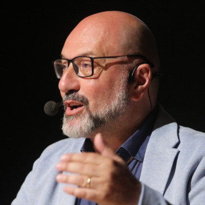 Σάκης Αρναούτογλου: «Το δικαίωμα να μένεις και να επιστρέφεις στον τόπο σου να γίνει Ευρωπαϊκή προτεραιότητα»
