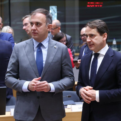 Ο ΥΦΥΠΕΞ Χατζηβασιλείου στις Βρυξέλλες: Συναντήθηκε με Ευρωπαίους Επιτρόπους Άμυνας, Συνοχής και Μεσογείου