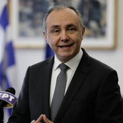 Θεόδωρος Καράογλου: Το κόμμα θα πρέπει να απευθυνθεί για συγκυβέρνηση στα κόμματα προς τα …δεξιά!