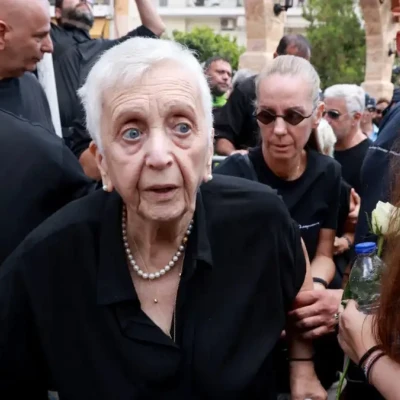 Γιώργος Μαζωνάκης: «Έχασα τον λεβέντη μου, είναι αργά πια» – Ραγίζει καρδιές η μητέρα του αείμνηστου καλλιτέχνη, Κλειώ Μαζωνάκη