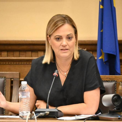 Βαρβάρα Μητλιάγκα: “Προχωρά ο Δήμος Σερρών σε τροποποίηση και όχι σε νέα κανονιστική για τα τραπεζοκαθίσματα”