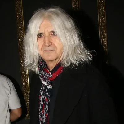 Καρβέλας: «Δυστυχώς η Άννα έχει πάρει μια κατεύθυνση που δεν με βρίσκει σύμφωνο, νιώθω συντριβή» – Η ανακοίνωση του συνθέτη