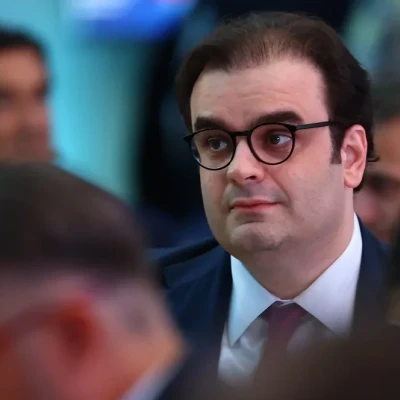 Στις συνεδριάσεις των G7 ως Πρόεδρος του Eurogroup ο Κυριάκος Πιερρακάκης
