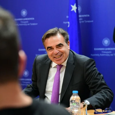 Ο Μαργαρίτης Σχοινάς με εκπροσώπους αγροτικών φορέων: «Προτιμώ μια δύσκολη συζήτηση παρά μια εύκολη συμφωνία στα λόγια»