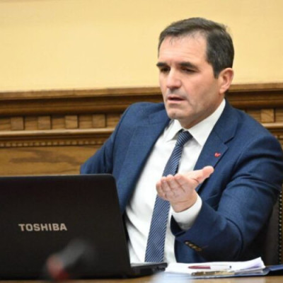 Βασίλης Τερζής -«Σε Αδιέξοδο οι Σερραίοι …»