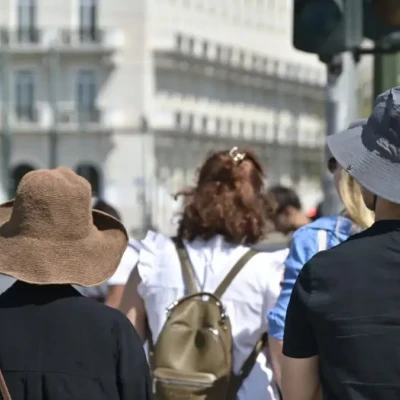 Καιρός αύριο: Στους 38 βαθμούς θα φτάσει η θερμοκρασία – Άνεμοι έως 7 μποφόρ στο Αιγαίο