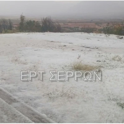 Στα «λευκά» ντύθηκε η Νέα Ζίχνη Σερρών από την έντονη χαλαζόπτωση