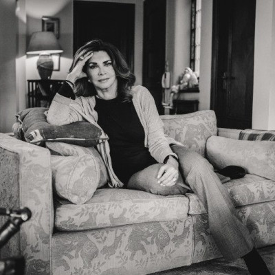 Μιμή Ντενίση: Το υπέροχο αρχοντικό σπίτι στο κέντρο – Κλασικό, με αριστοκρατική φινέτσα [εικόνες]